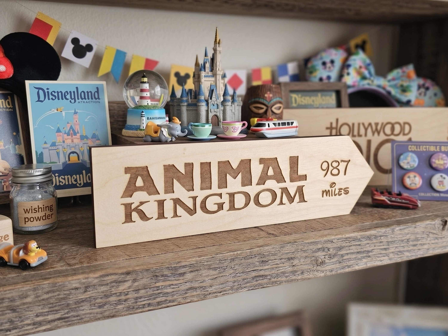 Miles to Animal Kingdom Directional Sign